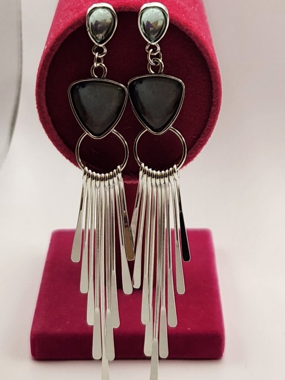 *SPECIAL* Fashion Jewelry earrings silver tone blue NIP